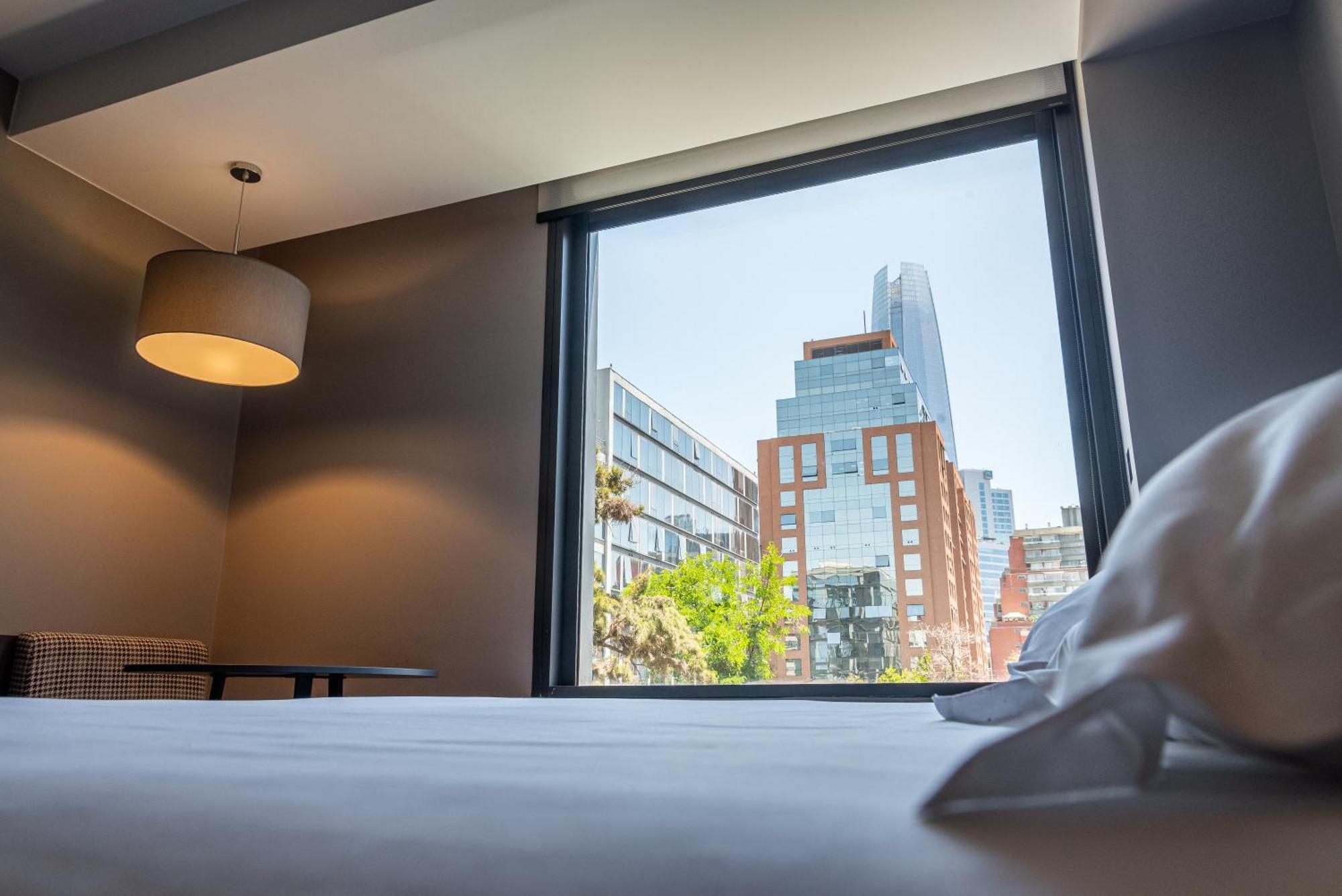 Ola Santiago Providencia, Tapestry Collection By Hilton Hotel Exterior foto