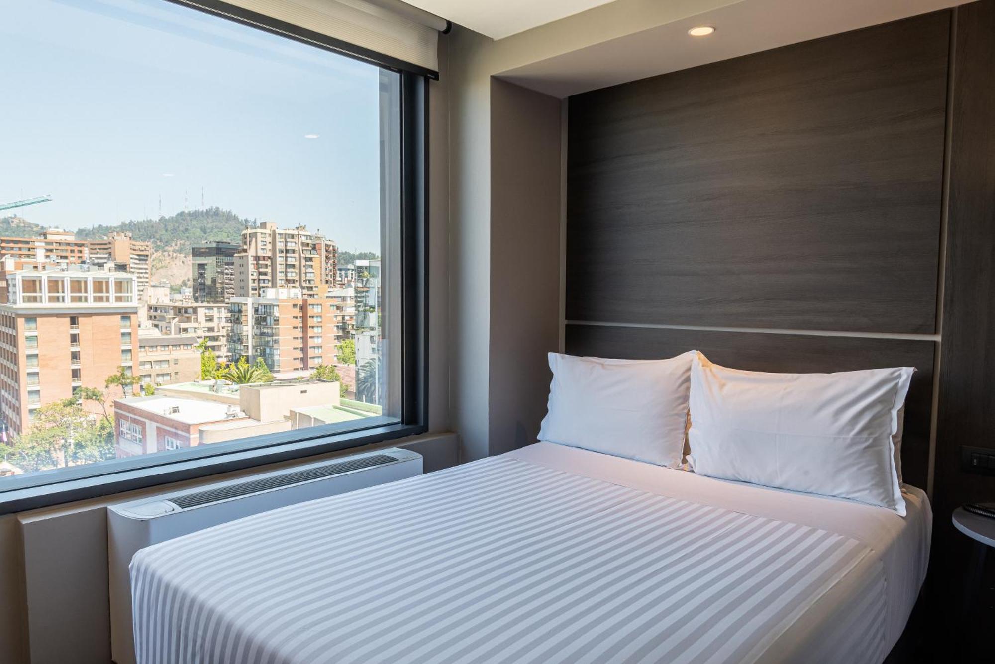 Ola Santiago Providencia, Tapestry Collection By Hilton Hotel Exterior foto